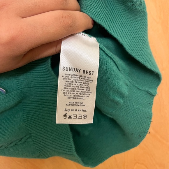 Aritzia Sun-deh Sunday Best Cropped Quinn Sweater Vest Green XS - Picture 4 of 4